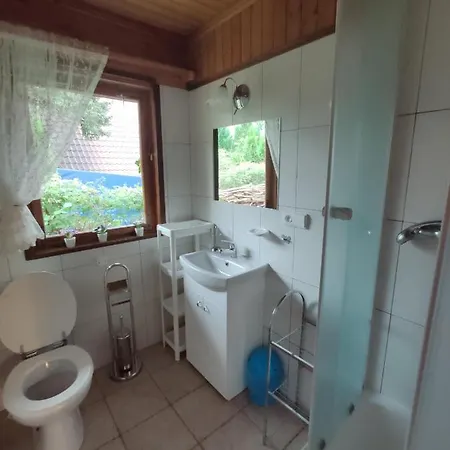 Деревянный коттедж Dom Letniskowy Wiszace Tarasy